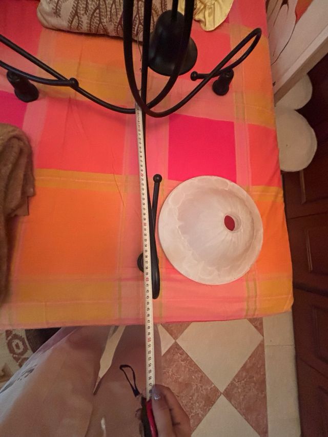 Lámpara de techo con tulipas de cristal