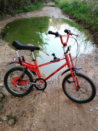 Bicicleta Derbi Panther Roja