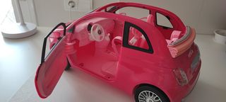 Auto rosa Barbie convertibile Fiat 500