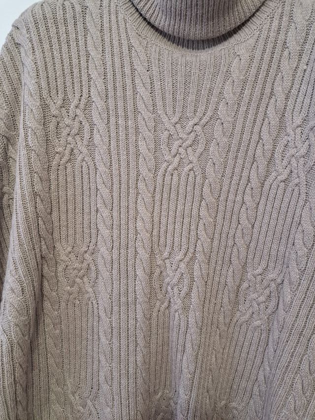 Poncho de punto beige talla M