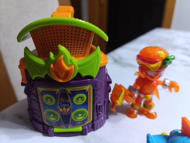 Pack N°1 Vehículos Superthings.