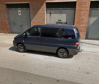 Hyundai H-1 2000