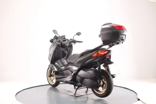 YAMAHA X-MAX 300 TECH MAX 2021