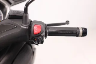 YAMAHA X-MAX 300 TECH MAX 2021