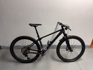 Bicicleta de montaña Trek
Pro Caliber 9.5 2022 