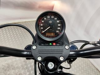 Harley-Davidson SPORTSTER IRON 883