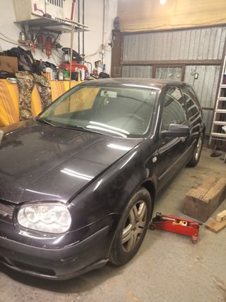 Volkswagen Golf 2001