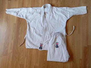 Kimono Karate Daedo Blanco