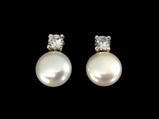 pendientes oro 18k con piedra con circonita,perla