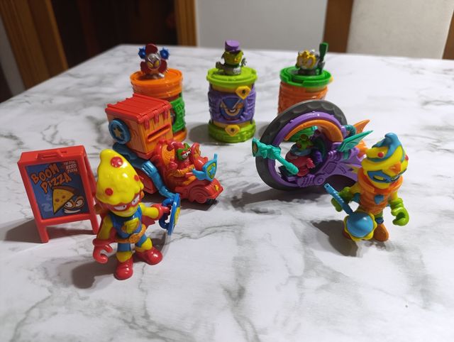 Pack N°6 Vehículos Superthings.