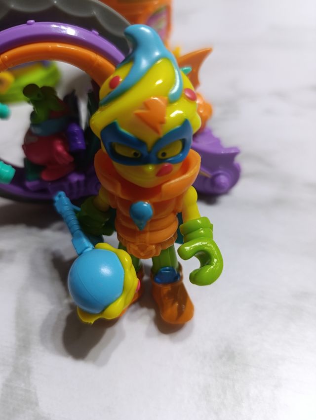 Pack N°6 Vehículos Superthings.