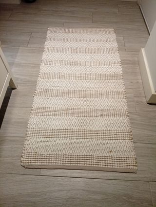 Alfombra Decorativa Beige y Blanca