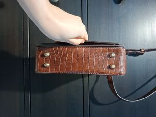 Bolso Parfois Marrón Estampado Cocodrilo