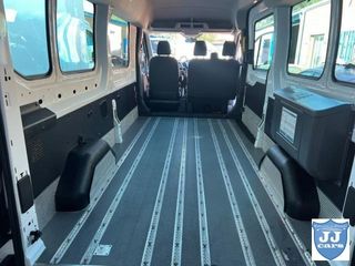 FORD TRANSIT 2.0TDCI L3H2 