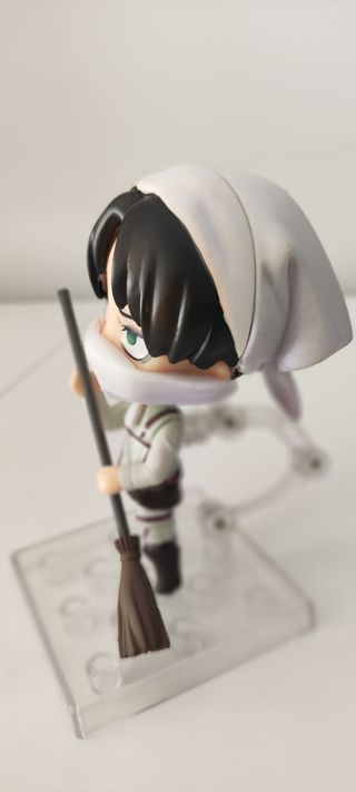 Figura Levi Ackerman 10cm PVC