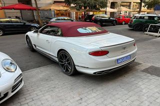 Bentley Continental GT V8 Mulliner Cabrio 549cv