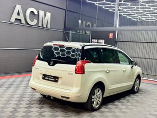 PEUGEOT 5008 Allure 2.0 BlueHDi 150 FAP