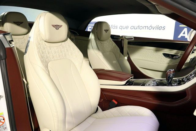 Bentley Continental GT V8 Mulliner Cabrio 549cv