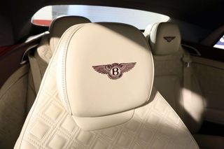 Bentley Continental GT V8 Mulliner Cabrio 549cv