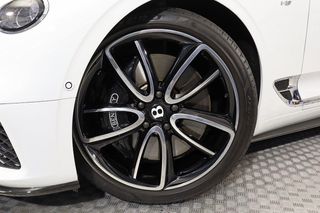 Bentley Continental GT V8 Mulliner Cabrio 549cv
