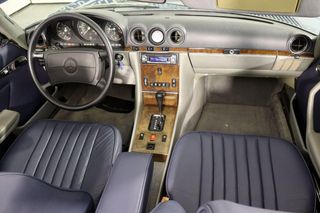 Mercedes Benz Clase SL 560 SL V8 AUT Historico