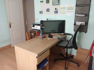 Escritorio madera para ordenador de sobremesa