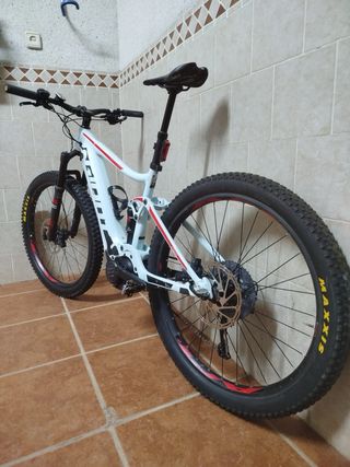 E-Bike GIANT M, batería nueva y revisión hecha