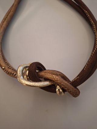 Collana elegante marrone e oro