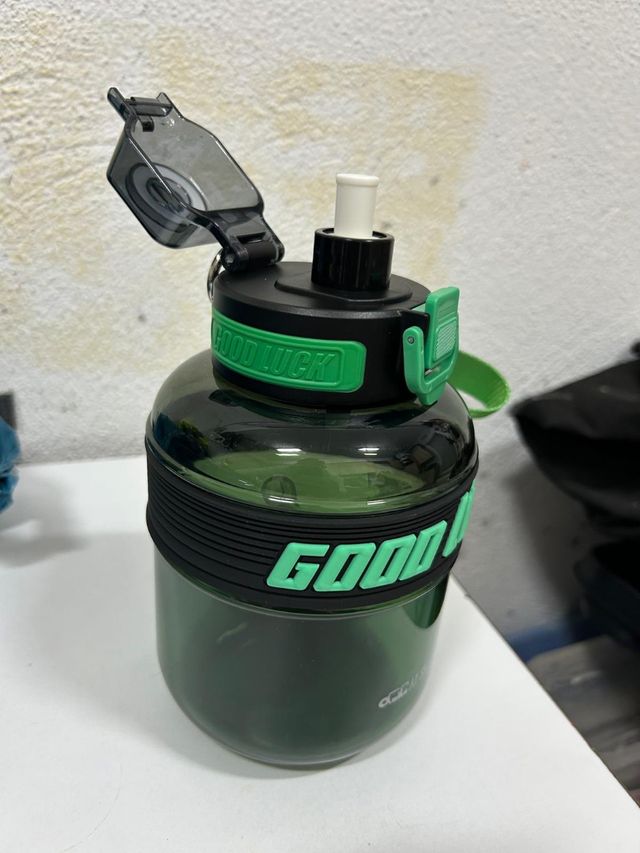 Botella de agua Good Luck