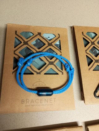 Pulsera Bracenet azul nueva