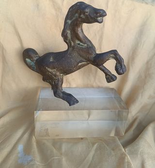 Cavallo in bronzo