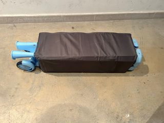 Cuna de viaje plegable azul
