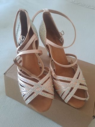 Zapatos de baile sin estrenar