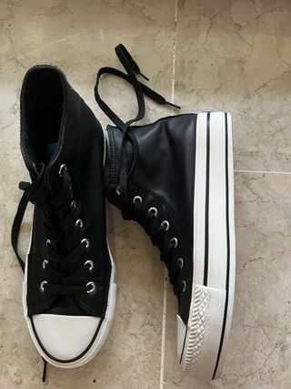 Zapatillas bota Mustang Talla 39 Negras