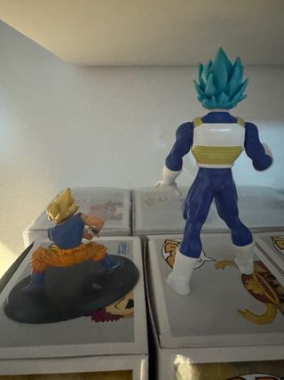 2 Figuras Dragon Ball