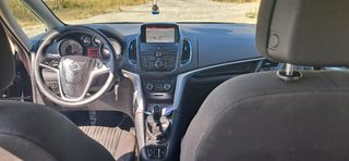 Opel Zafira Tourer 2015
