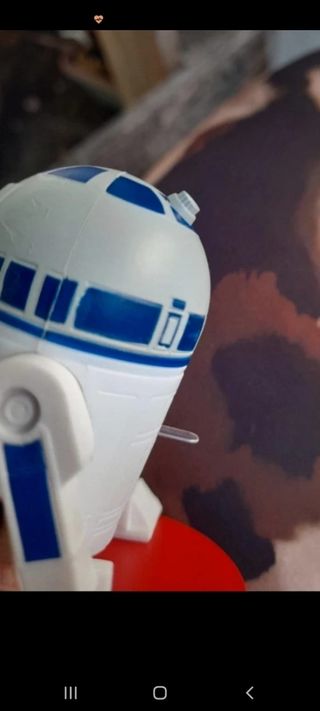 Personaggio Star Wars R2-D2 con luce