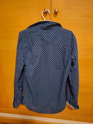Camisa azul estampada talla L