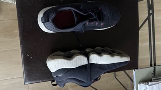 Zapatillas deportivas Skechers azules de lujo.