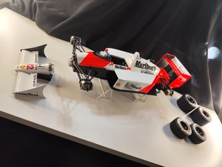 McLaren MP4/4 Escala 1:12
Ayrton senna