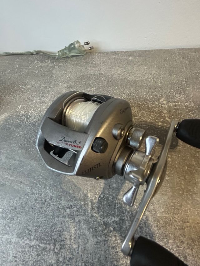 Lote 6 carretes pesca bass 200€