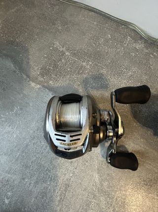 Lote 6 carretes pesca bass 200€