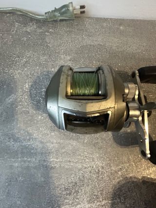 Lote 6 carretes pesca bass 200€