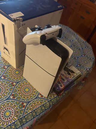 PS5 y PS4 en funcionamiento