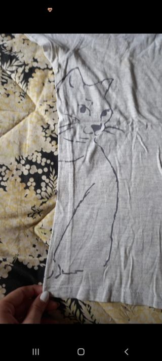 T-shirt bambina con disegno gatto