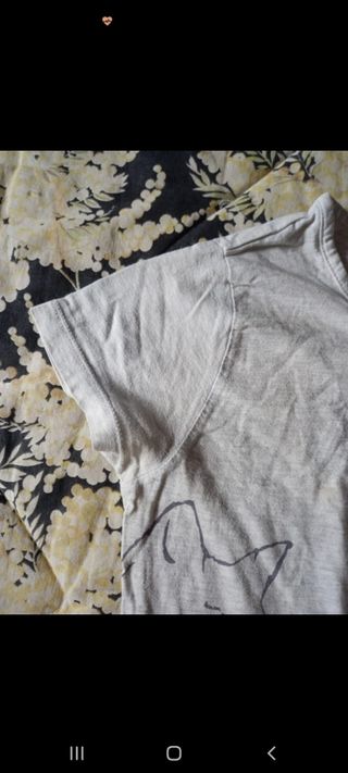 T-shirt bambina con disegno gatto