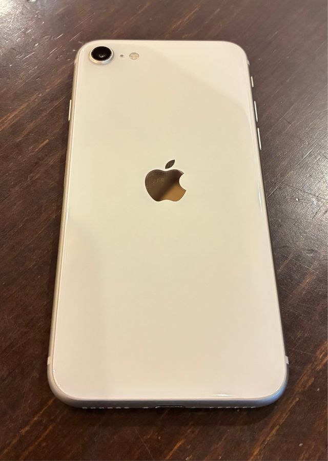 iPhone SE 2022
