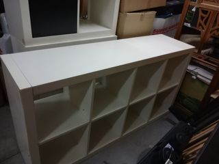 Mueble de Almacenamiento Blanco Ikea
Sin puertas 
