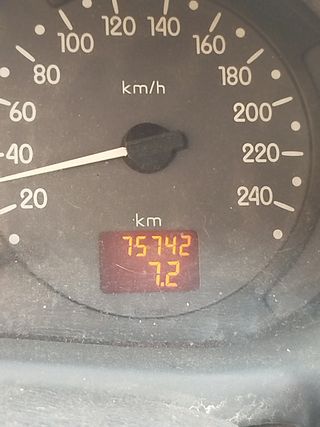 Renault Clio 2001