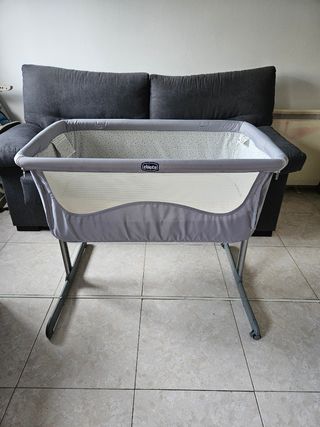 Cuna colecho Chicco gris
